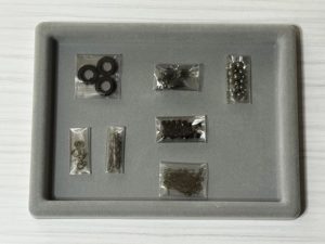 クラシッカルネックレスコレクション ブラックモダンのビーズキットの材料